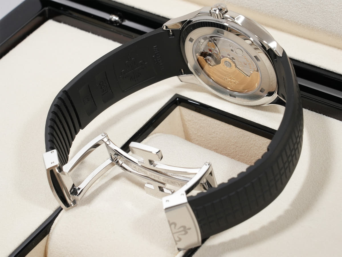 パテックフィリップ アクアノート Ref.5167A-001 SS ブラック文字盤 中古 nh5j88g8