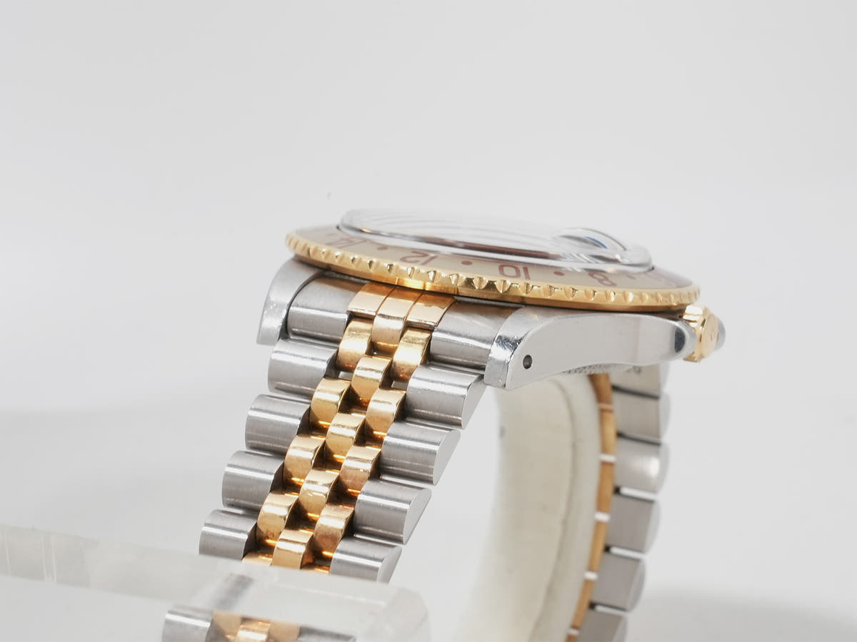 Pre-owned Rolex GMT-Master Ref. 16753 Stainless Steel/Yellow Gold with Brown Dial and Jubilee Bracelet (adcrqdwp)