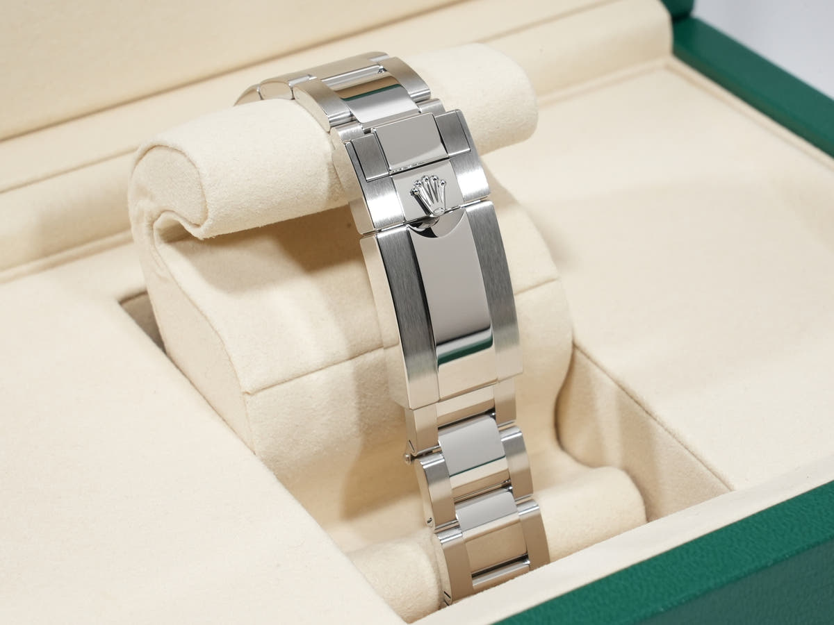 ロレックス デイトナ Ref.126500LN SS ブラック文字盤 未使用 pvff5i8t