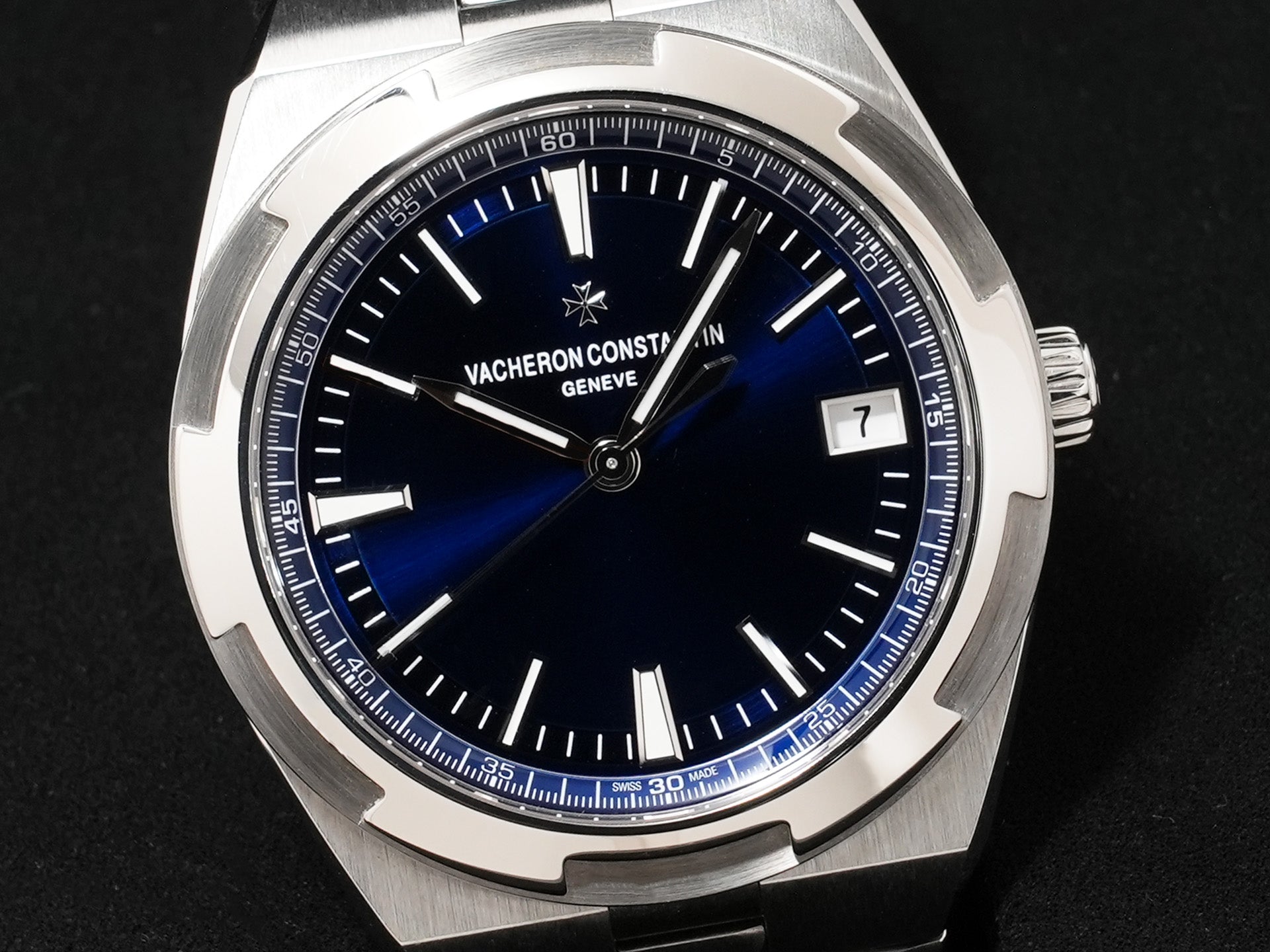 Vacheron Constantin Overseas Ref. 4500V/110A-B128 SS Blue Dial, Pre-owned (Good Condition)  vzwnmqcr