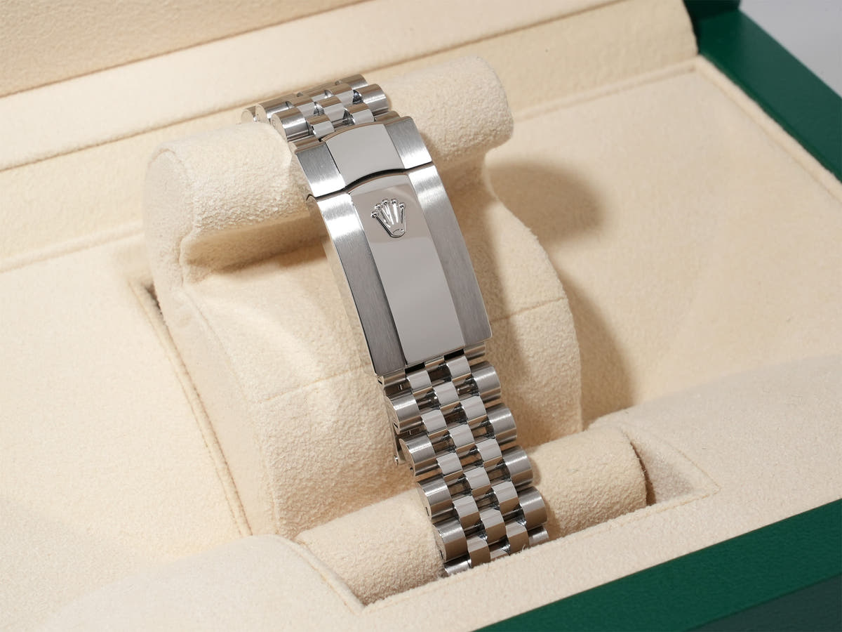 ロレックス デイトジャスト41 Ref.126334 SS/WG ブラック文字盤 ジュビリーブレスレット 美中古 hhjzs2mm