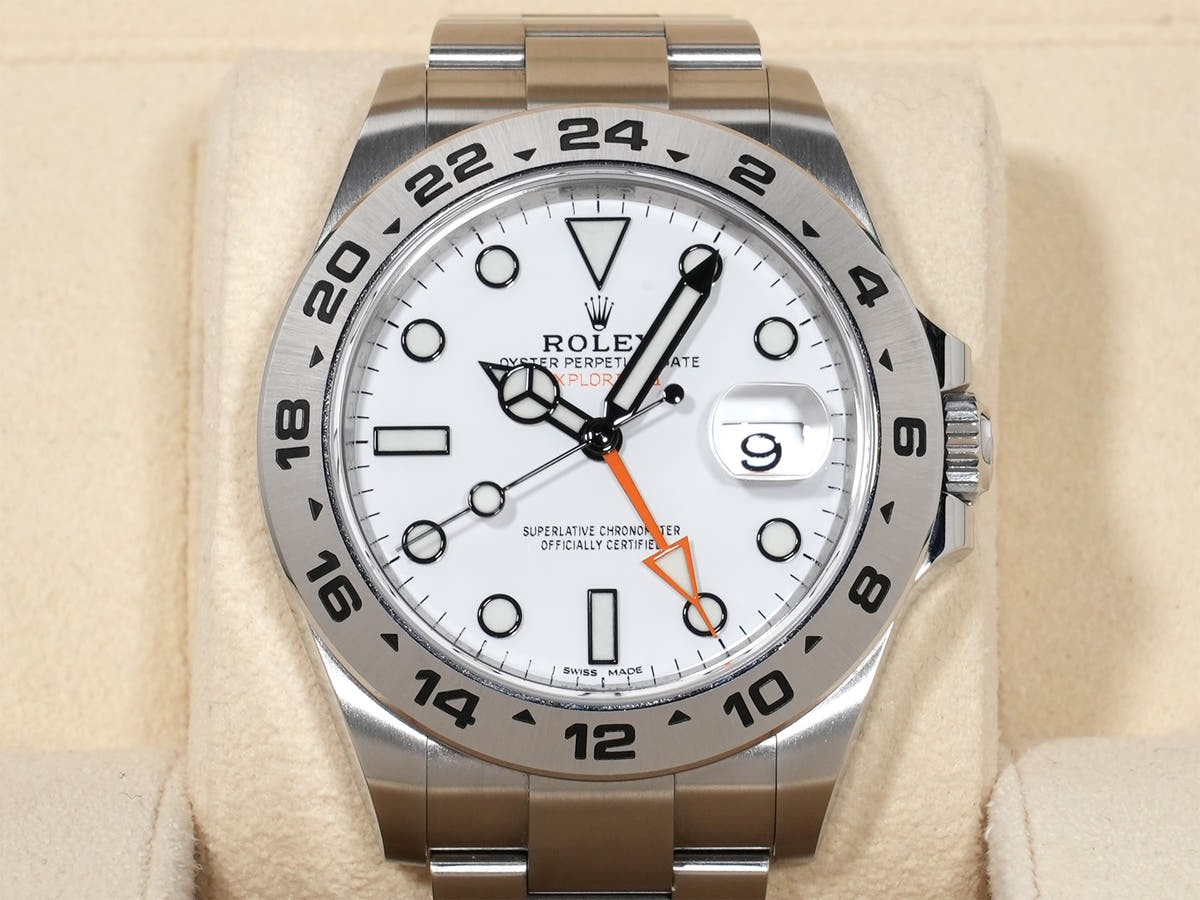 Rolex Explorer II Ref. 216570 Stainless Steel White Dial Excellent Condition vd49ev4a