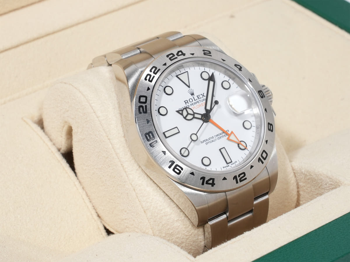 Rolex Explorer II Ref. 216570 Stainless Steel White Dial Excellent Condition vd49ev4a