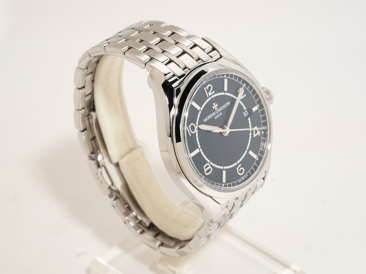 ヴァシュロンコンスタンタン フィフティーシックス オートマティック Ref.4600E/110A-B487 SS ブルー文字盤 中古 5no2ejyb