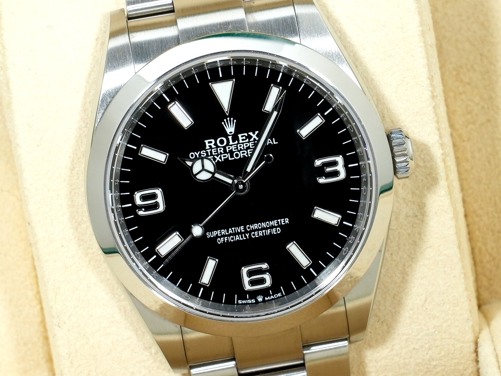 ロレックス エクスプローラー36 Ref.124270 SS ブラック文字盤 中古 tkzhxe6y