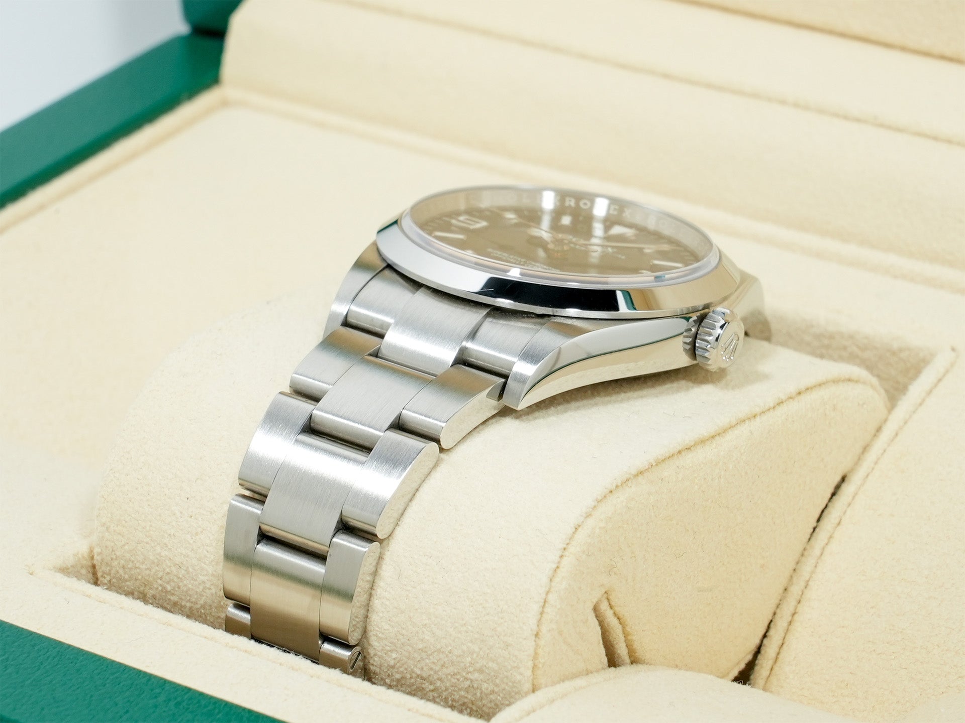 ロレックス エクスプローラー36 Ref.124270 SS ブラック文字盤 中古 tkzhxe6y