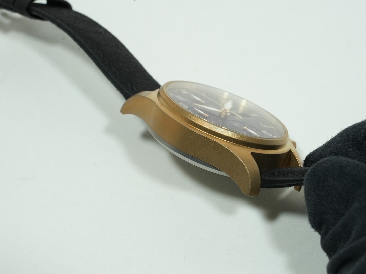 IWC パイロット・ウォッチ・クロノグラフ “10イヤーズ・オブ MR PORTER” Ref.IW387907 Bronze ブラック文字盤 未使用 yf9wyvaq