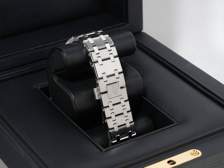オーデマピゲ ロイヤルオーク クロノグラフ Ref.26331ST.OO.1220ST.03 ステンレススチール シルバー文字盤