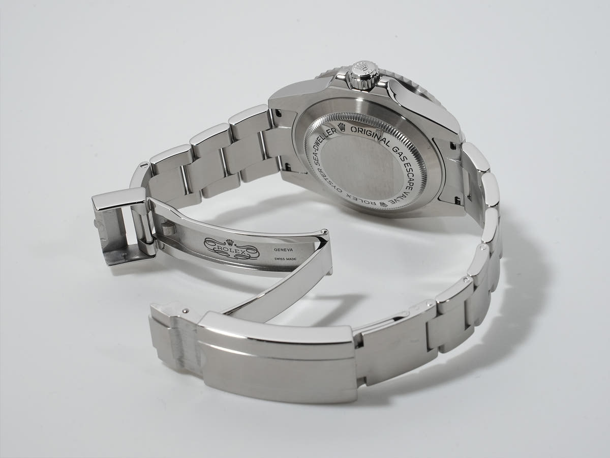 Rolex Sea-Dweller 4000 Ref. 116600 Stainless Steel Black Dial Excellent Condition pmzwvwtz
