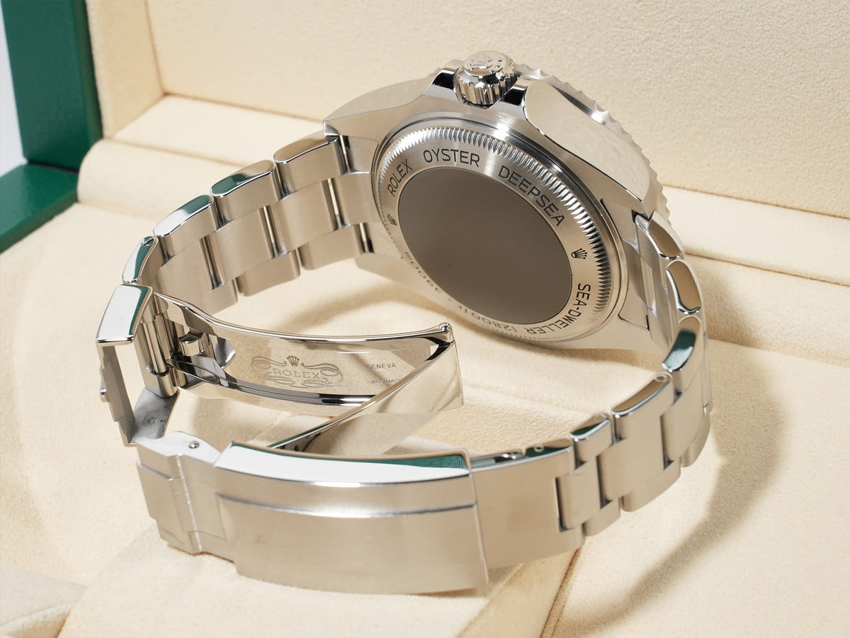 Rolex Sea-Dweller Deepsea Ref. 126660 Stainless Steel Black Dial Excellent Condition gbgjx28c