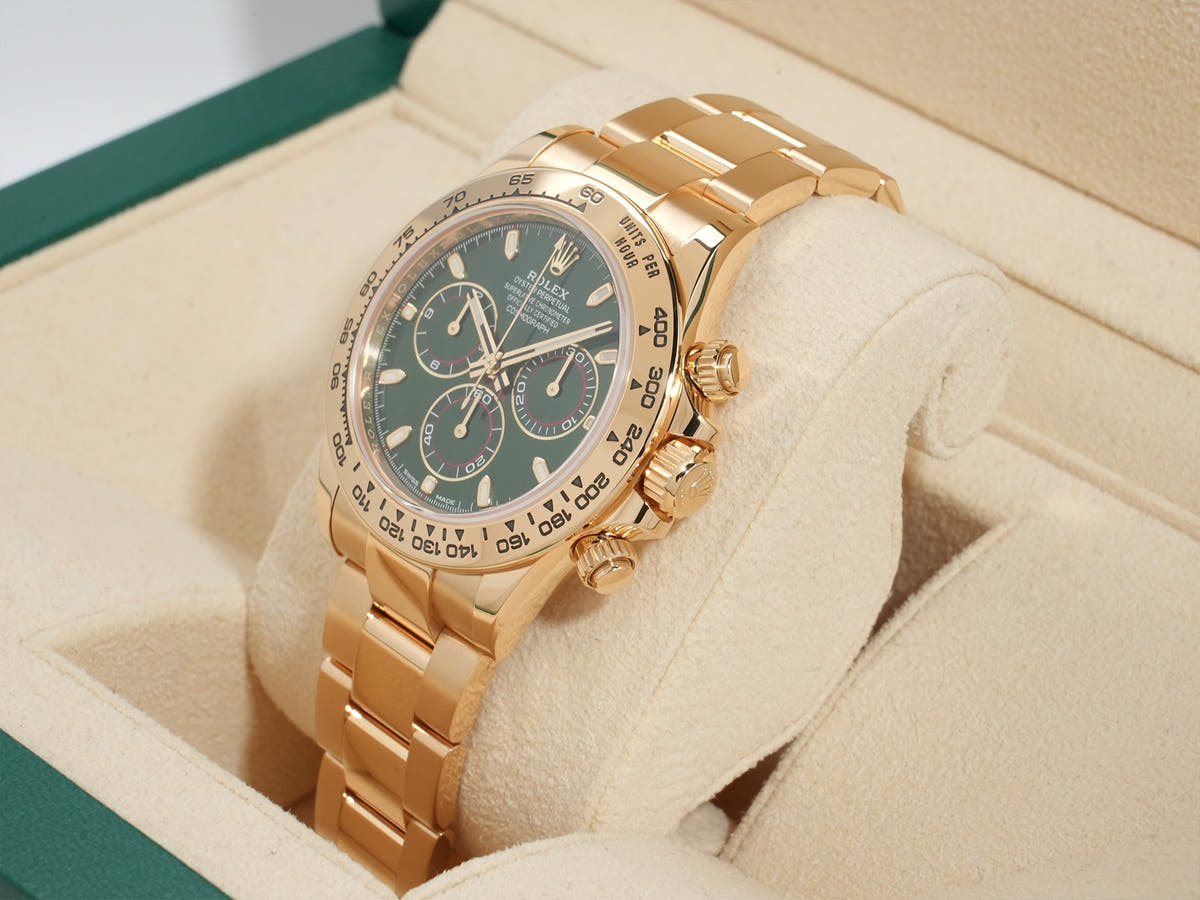 Rolex Daytona Ref. 116508 18KYG Green Dial Excellent Condition c69m3vm5