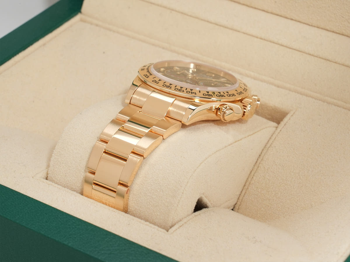 Rolex Daytona Ref. 116508 18KYG Green Dial Excellent Condition c69m3vm5
