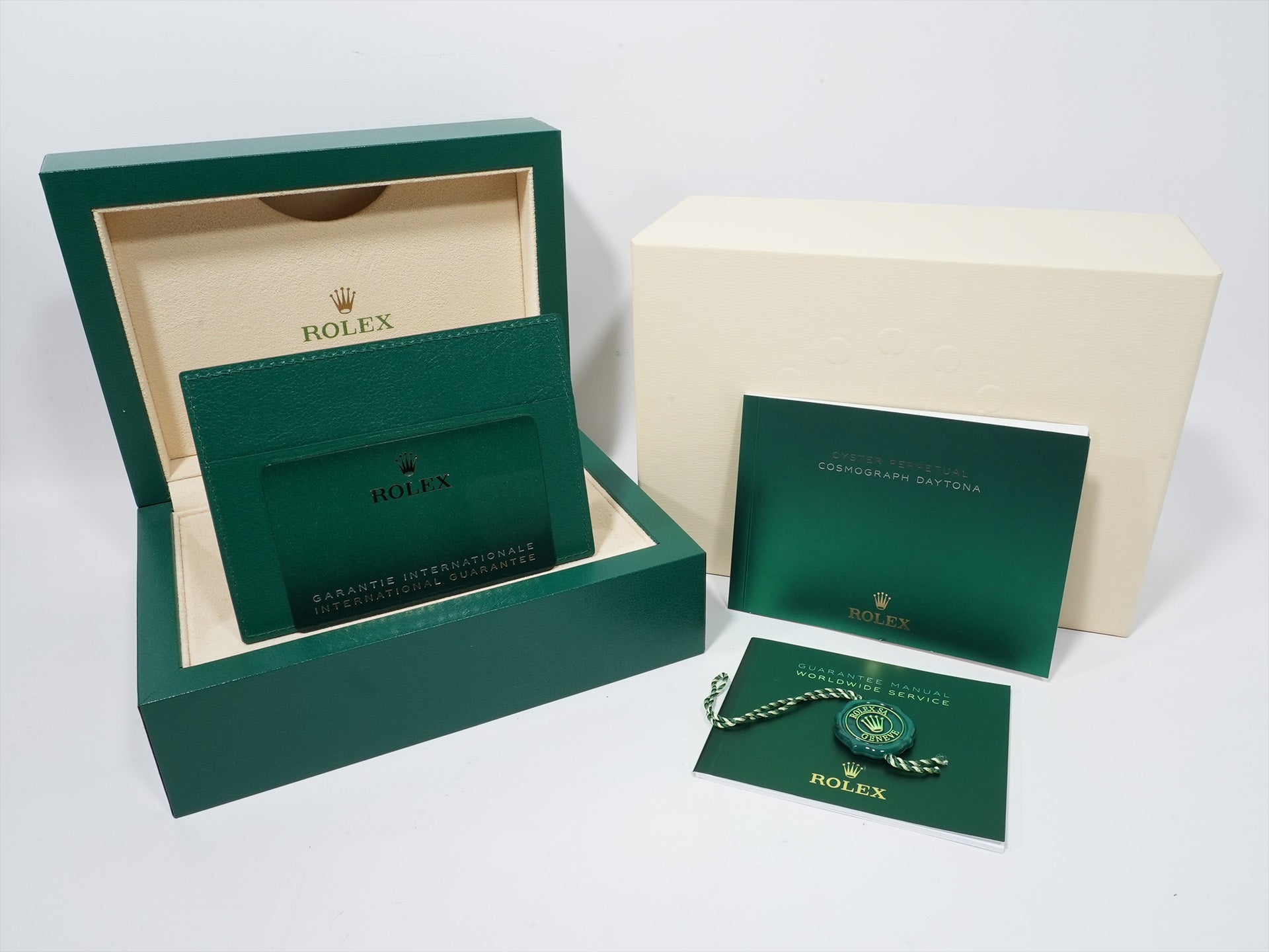 Rolex Daytona Ref. 116508 18KYG Green Dial Excellent Condition c69m3vm5