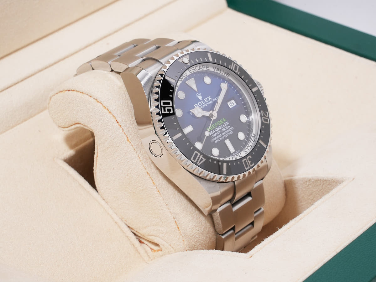 Rolex Sea-Dweller Deepsea Ref. 126660 Stainless Steel D-Blue Dial Excellent Condition 9gc9y56s