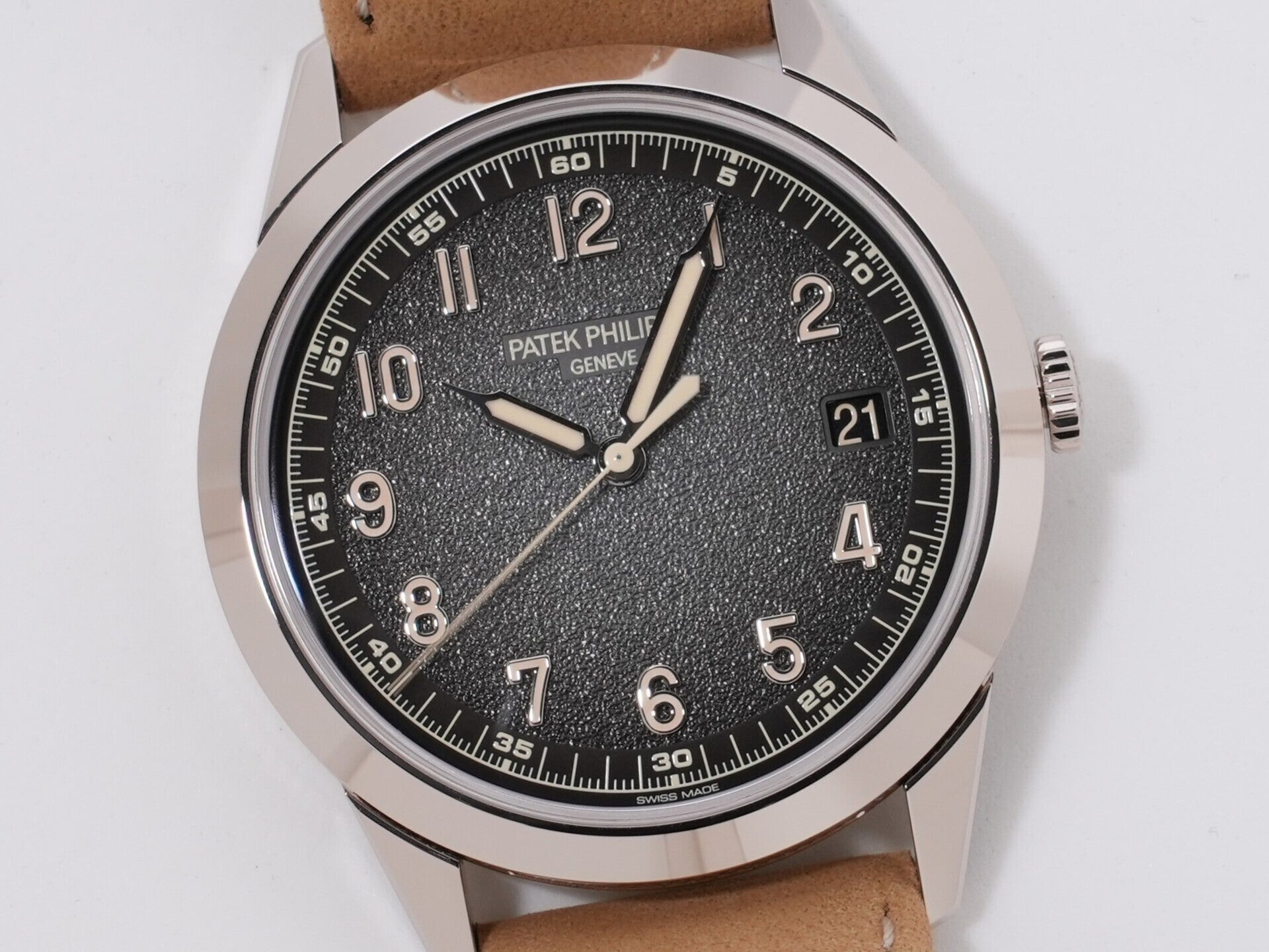Patek Philippe Calatrava Ref. 5226G-001 18KWG Black Gradient Textured Anthracite Dial, Unused  jwtwuths