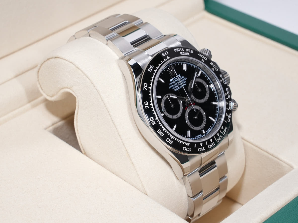 ロレックス デイトナ Ref.126500LN SS ブラック文字盤 未使用 bg8xzxv5
