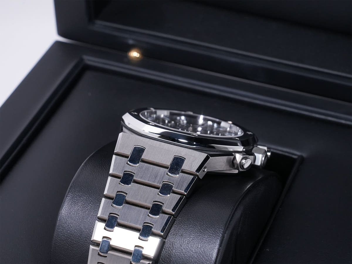 オーデマピゲ ロイヤルオーク クロノグラフ Ref.26331IP.OO.1220IP.01 TI x PT スレートグレー×ブルー文字盤 中古 c9b2o2uf