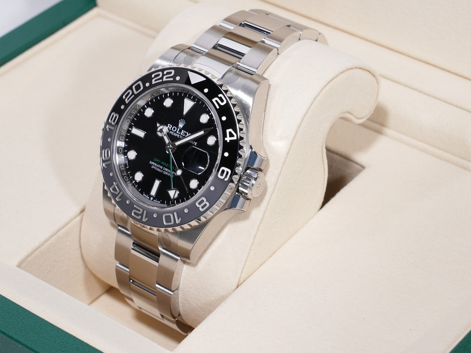 Rolex GMT-Master II Ref. 126710GRNR Stainless Steel Black Dial Oyster Bracelet Unused gvpzci7g