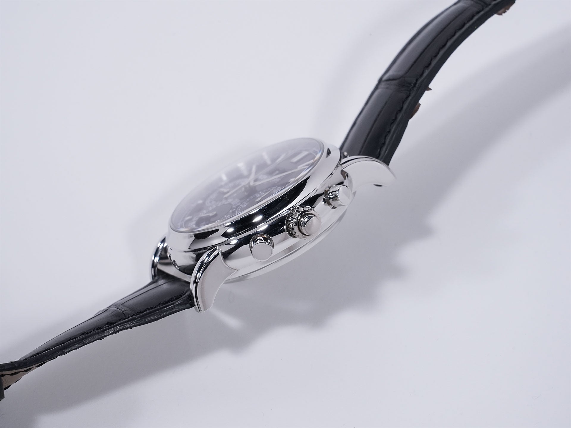 パテックフィリップ パーペチュアルカレンダー スプリットセコンド クロノグラフ Ref.5204P-011 PT ブラック文字盤 中古 yb93vsp7