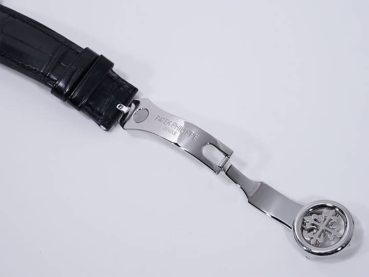 パテックフィリップ パーペチュアルカレンダー スプリットセコンド クロノグラフ Ref.5204P-011 プラチナ ブラック文字盤