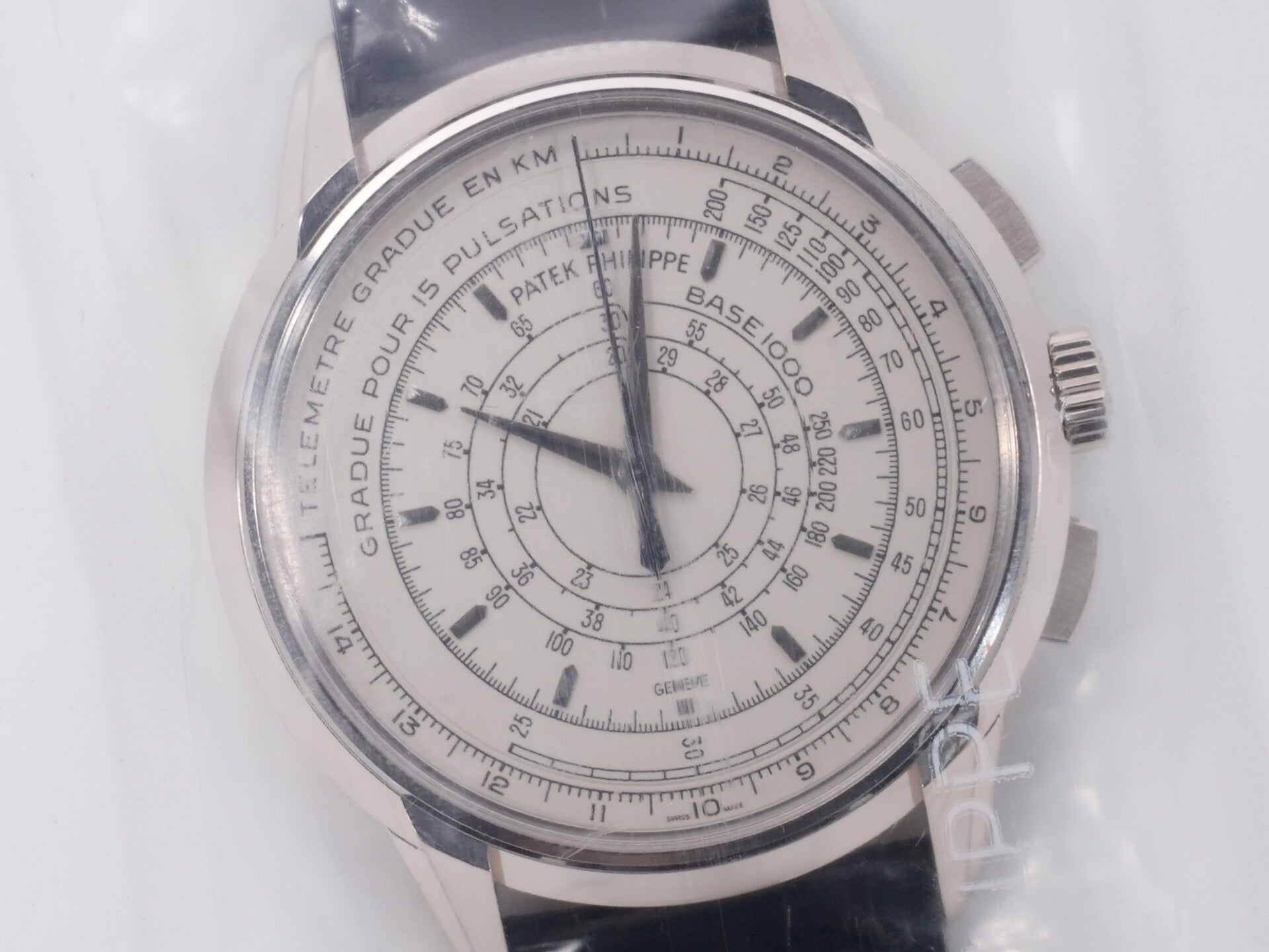 パテックフィリップ クロノグラフ Ref.5975G-001 18KWG シルバー文字盤 デッドストック rcqhmjww