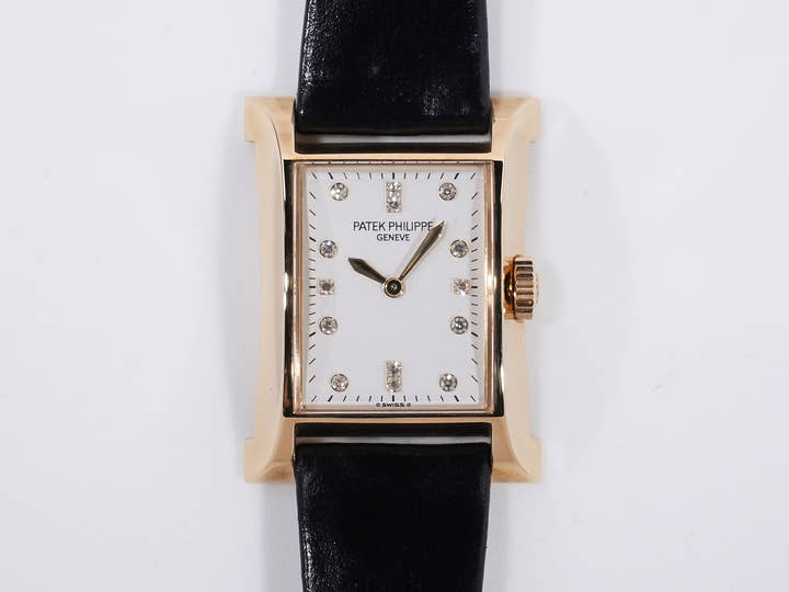 パテックフィリップ パゴダ Ref.4900J 18KYG シルバー文字盤 美品 xb4u6rfd