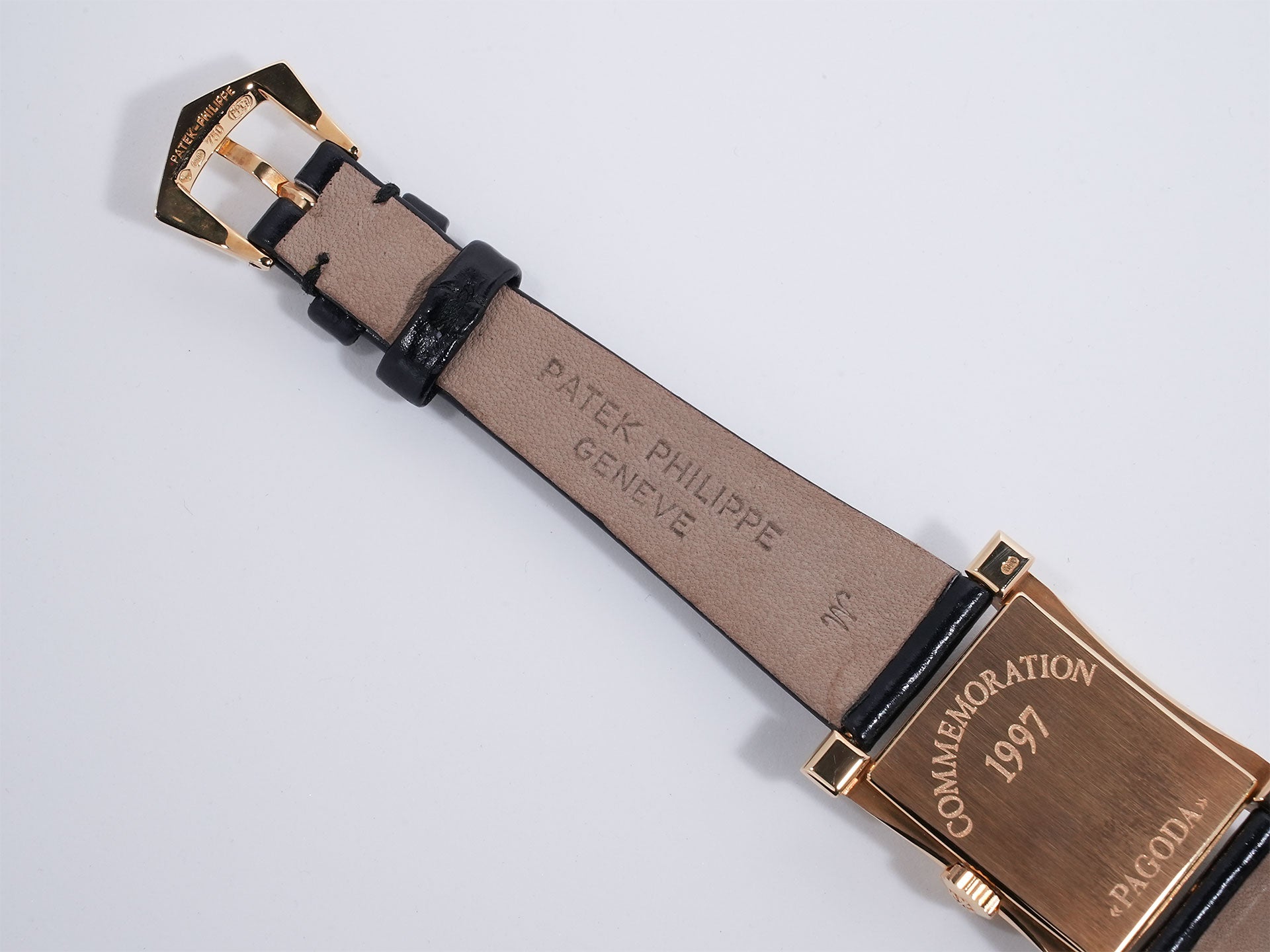 パテックフィリップ パゴダ Ref.4900J 18KYG シルバー文字盤 美品 xb4u6rfd