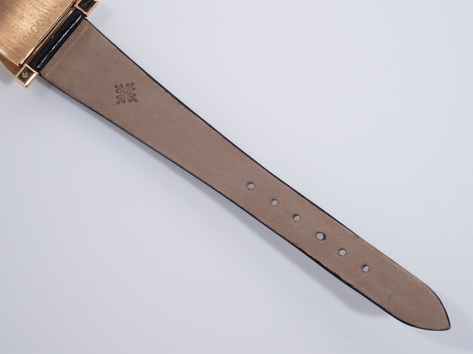 パテックフィリップ パゴダ Ref.4900J 18KYG シルバー文字盤 美品 xb4u6rfd