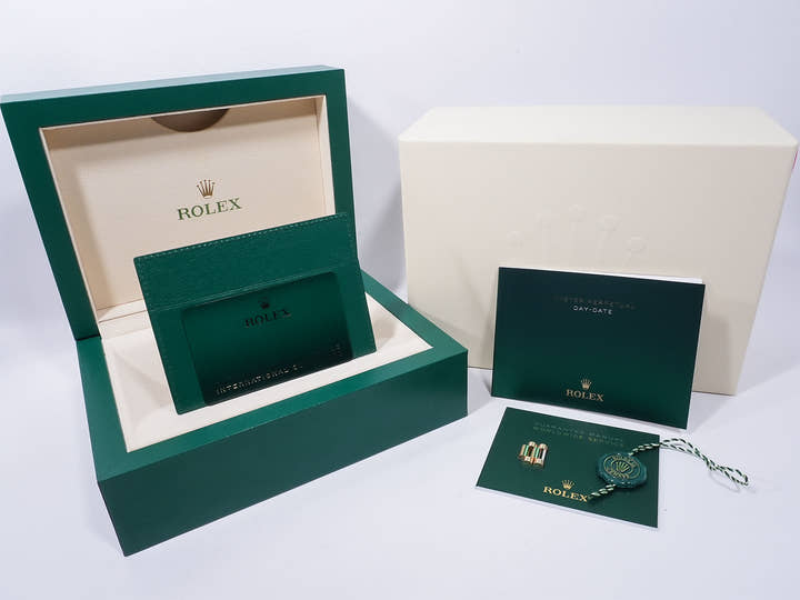 Rolex Day-Date 36 Ref. 128238A Yellow Gold Green Ombre Dial