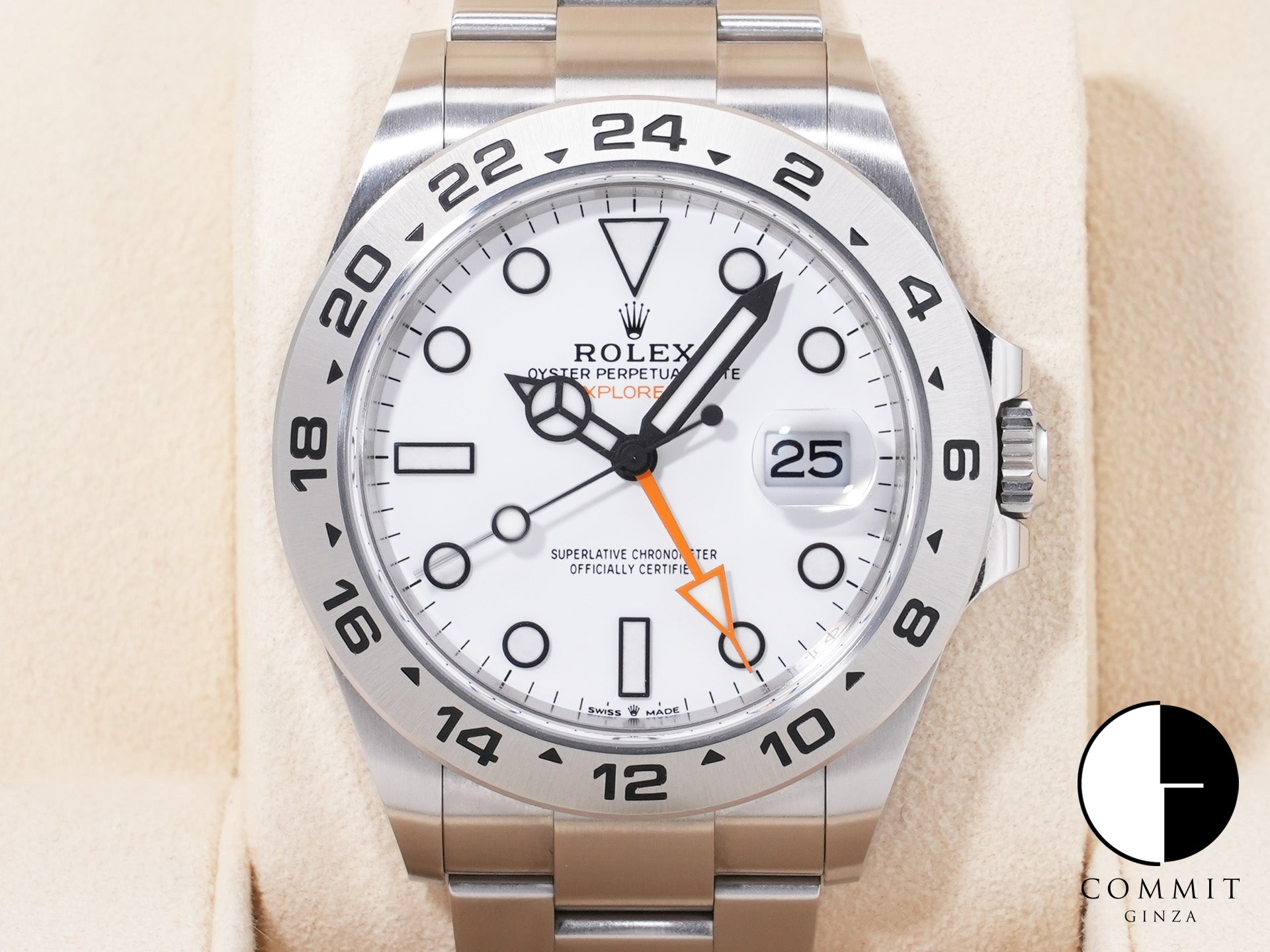 Rolex Explorer II Ref. 226570 SS White Dial, Pre-owned  (gkhk7ha7 appears to be an internal reference number and not part of the product description)