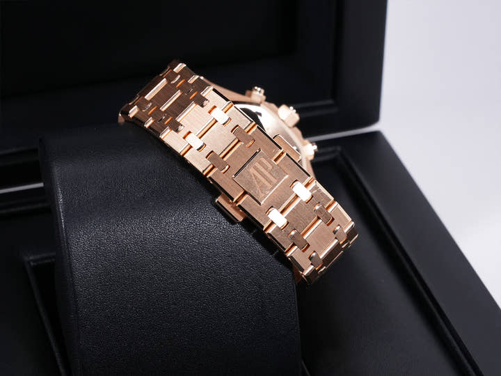 オーデマピゲ ロイヤルオーク クロノグラフ Ref.26715OR.OO.1356OR.01 ピンクゴールド ナイトブルー文字盤
