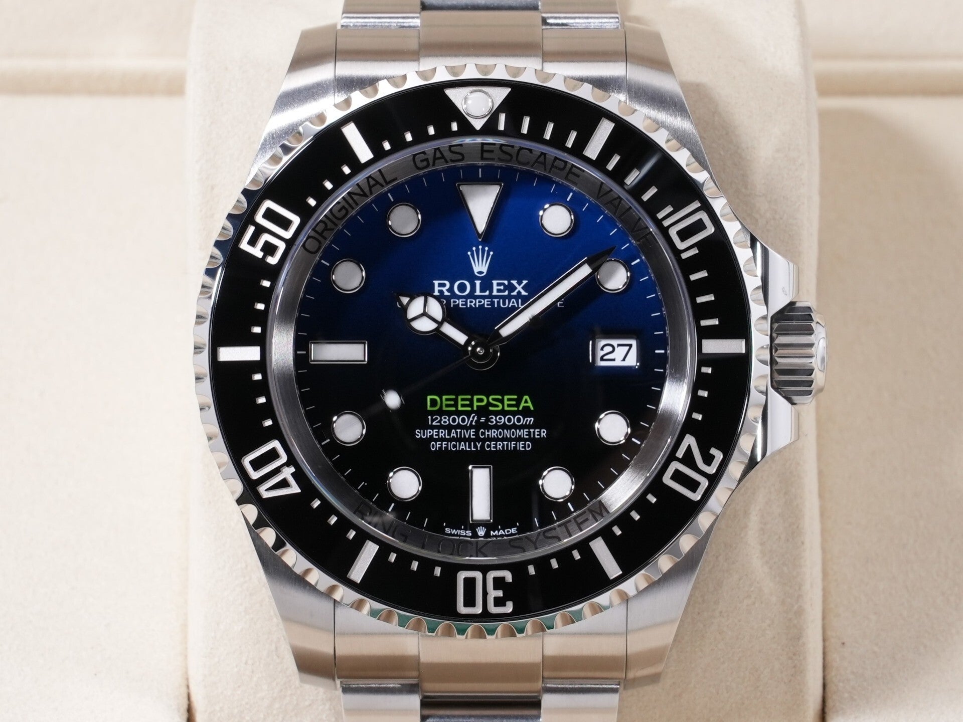 ロレックス シードゥエラー ディープシー Ref.136660 SS D-BLUE文字盤 未使用 u76unnjn