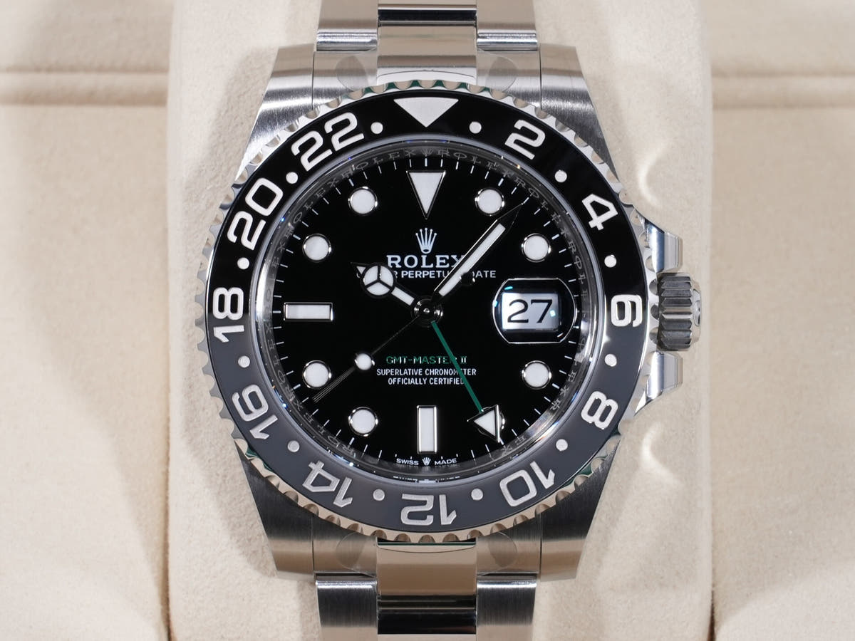 Rolex GMT-Master II Ref. 126710GRNR, stainless steel, black dial, Oyster bracelet, unused.