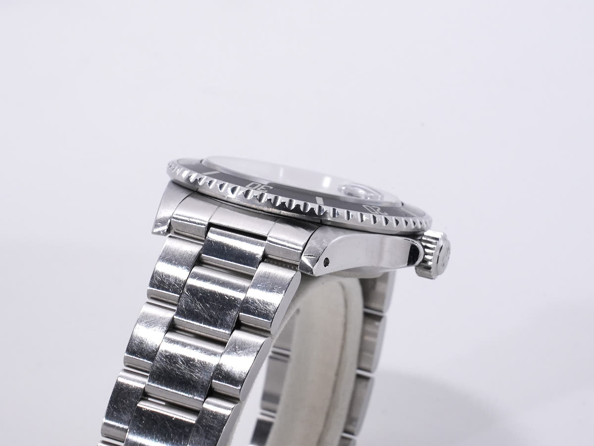 Rolex Submariner Date Ref. 16800 SS Black Dial, Pre-owned  (zykhnpbu appears to be a random string of letters and is not translated)