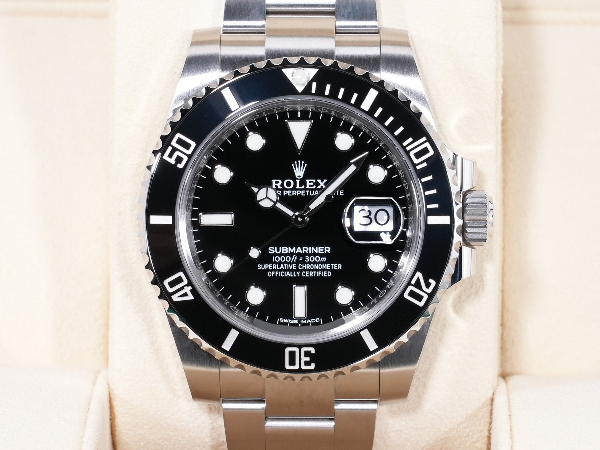 Rolex Submariner Date Ref. 116610LN SS Black Dial, Unused  ppgzgvhf