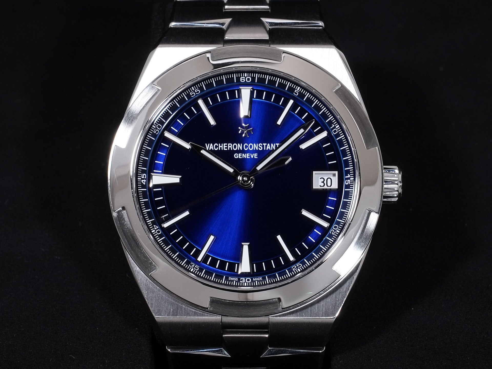 ヴァシュロンコンスタンタン オーヴァーシーズ Ref.4500V/110A-B128 SS ブルー文字盤 中古 vbexkiri