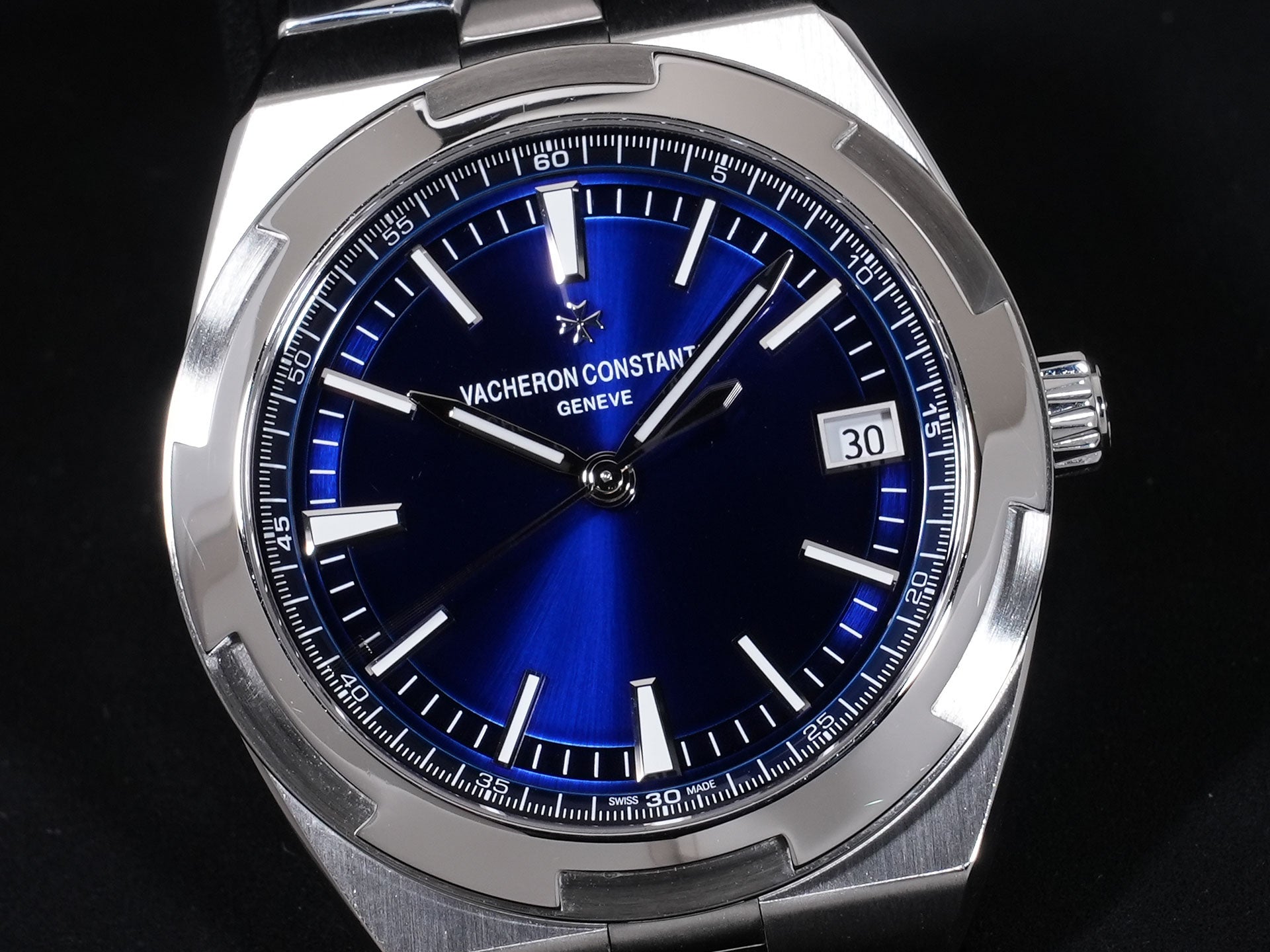 ヴァシュロンコンスタンタン オーヴァーシーズ Ref.4500V/110A-B128 SS ブルー文字盤 中古 vbexkiri
