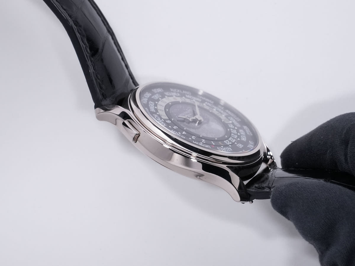 パテックフィリップ コンプリケーション ワールドタイム ムーンフェイズ Ref.5575G-001 18KWG ブラック文字盤 美中古 txsxn74b