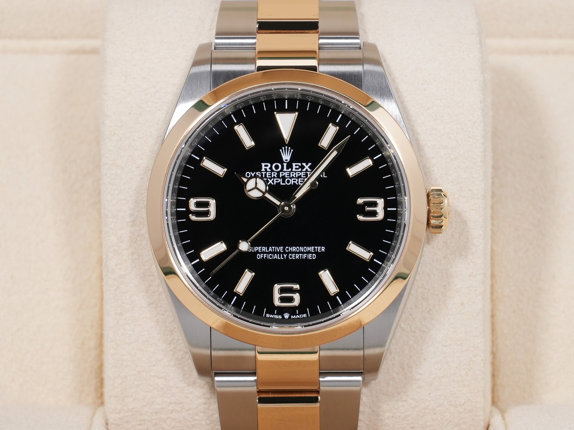 ロレックス エクスプローラー36 Ref.124273 SS/YG ブラック文字盤 美品 fkiv3ngb