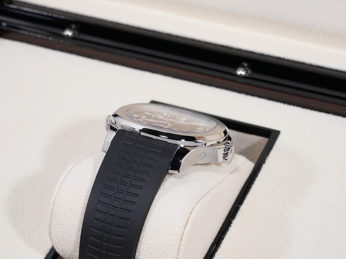 パテックフィリップ アクアノート トラベルタイム Ref.5164A-001 SS ブラック文字盤 極美品 7etfad8o