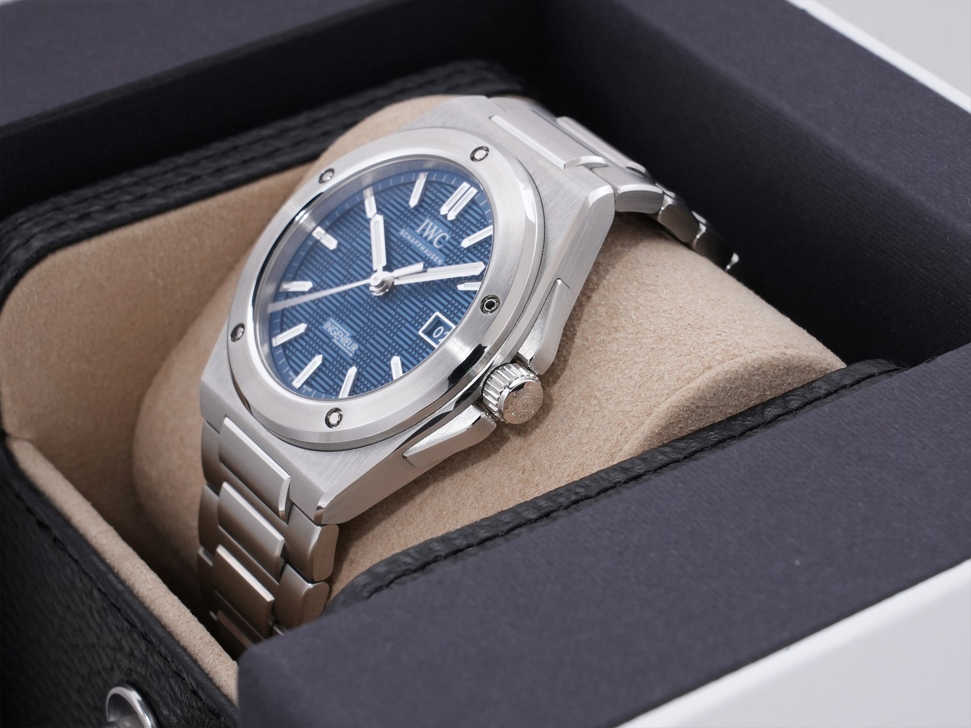 IWC インヂュニア オートマティック 40 Ref.IW328907 SS ブルー文字盤 未使用 pwrrzi48