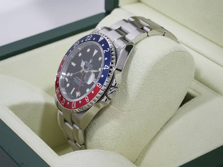 Rolex GMT-Master II Ref. 16710 Stainless Steel Black Dial Oyster Bracelet