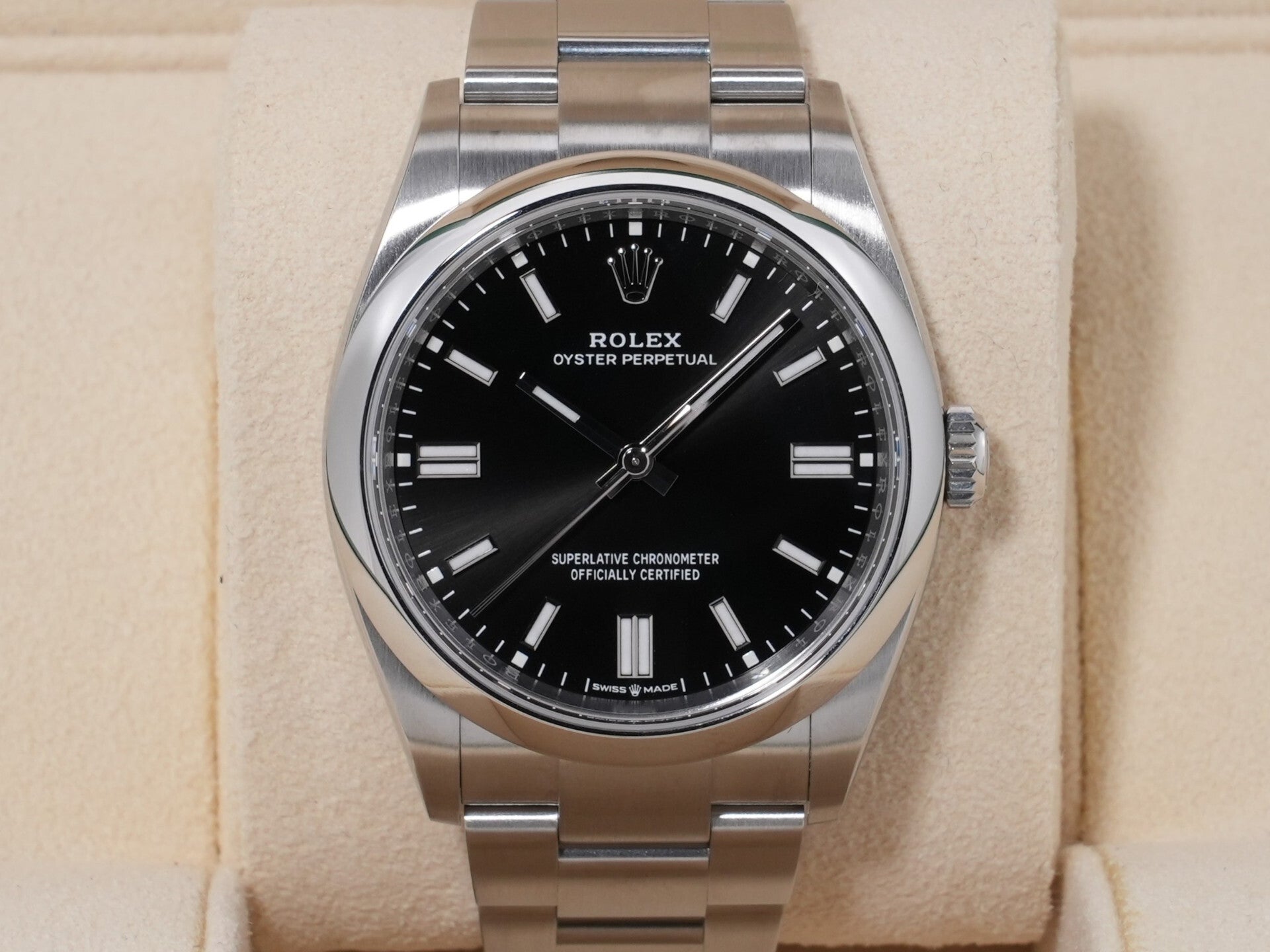 ロレックス オイスターパーペチュアル36 Ref.126000 SS ブラック文字盤 未使用 beu9rpyn