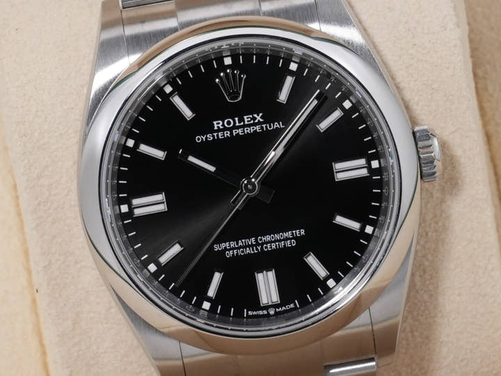 ロレックス オイスターパーペチュアル36 Ref.126000 ステンレススチール ブラック文字盤