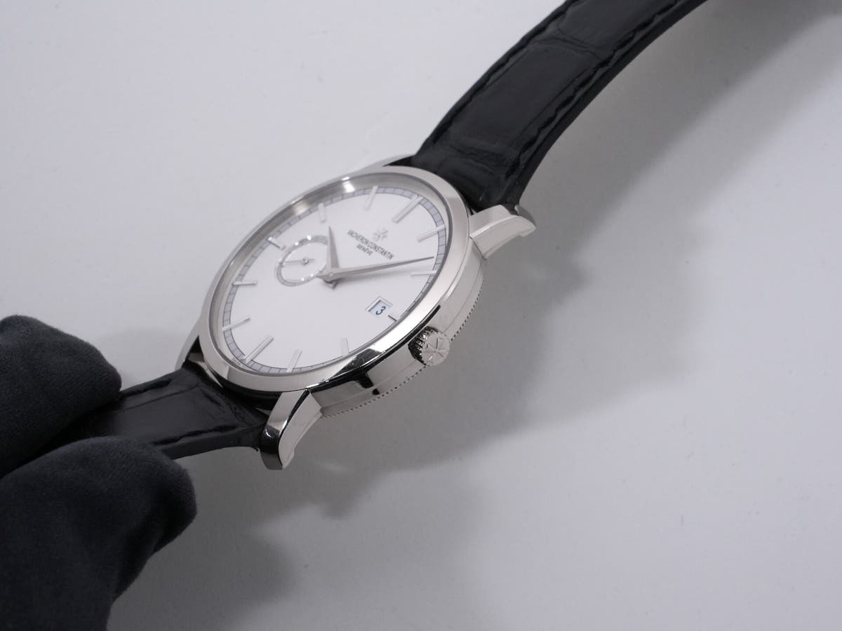 ヴァシュロンコンスタンタン トラディショナル オートマティック Ref.87172/000G-9301 18KWG シルバー文字盤 中古 ahfyj8pg