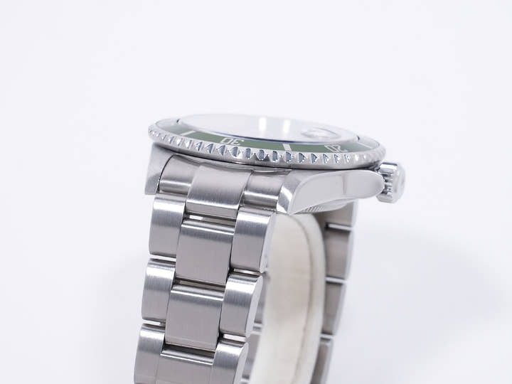 Rolex Submariner Date Ref. 16610LV Stainless Steel Black Dial