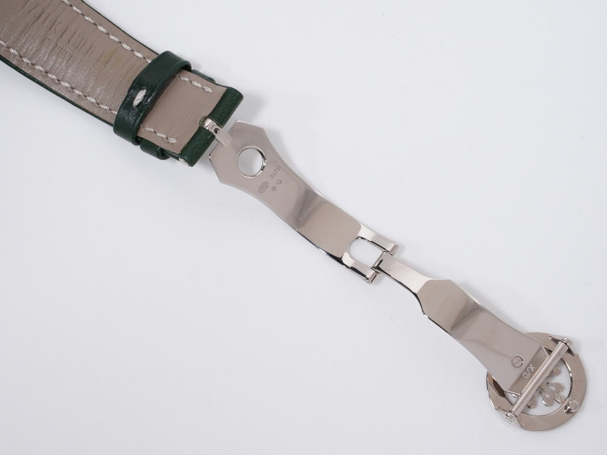 Patek Philippe Perpetual Calendar Split-Second Chronograph Ref. 5204G-001, 18K White Gold, Olive Green Sunburst Dial, Pre-owned (Beautiful Condition)  i9oanzws