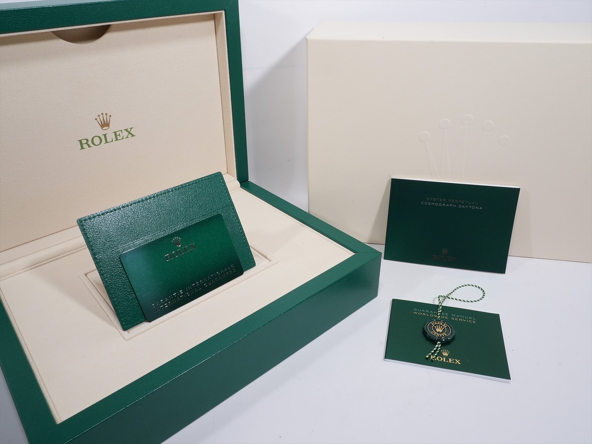Rolex Daytona Ref. 126506A PT Ice Blue dial with 11 diamond indexes, unused.  (6kiap8pz appears to be an internal reference number and not part of the product description)