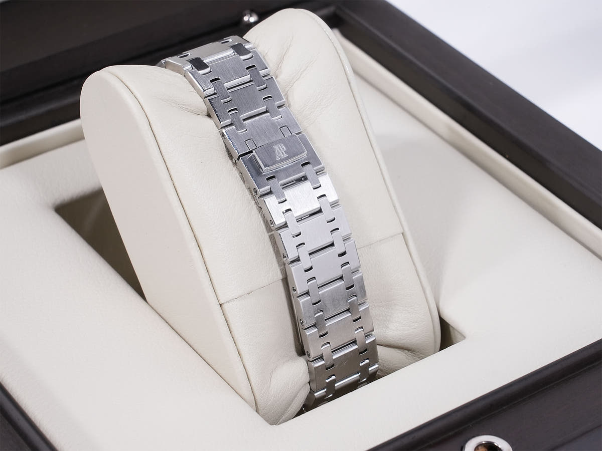 オーデマピゲ ロイヤルオーク デイデイト ムーンフェイズ Ref.25594ST.OO.0789ST.05 SS ブルー文字盤 中古 9dtnwyjp