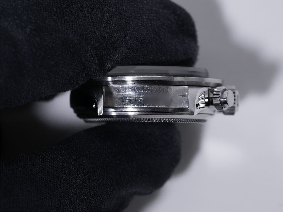 Rolex Daytona Ref. 6263 SS Silver Dial, Pre-owned  (7wt6gi9p appears to be an internal reference number and not part of the product description)
